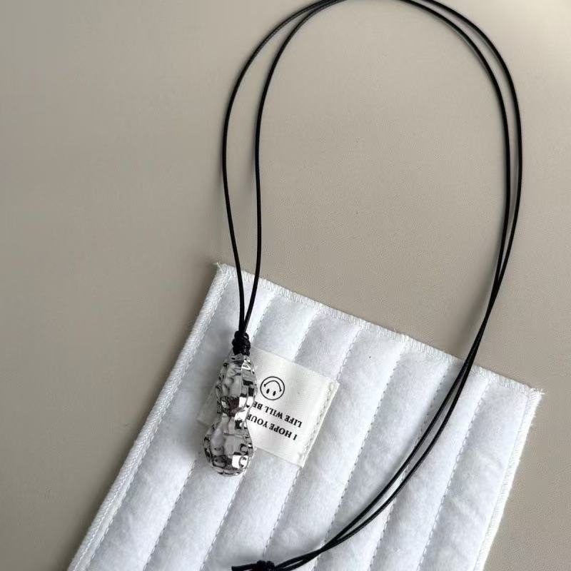 Fashionable Metal Peanut Penda – Women Accessories Meaning recenzja i cena